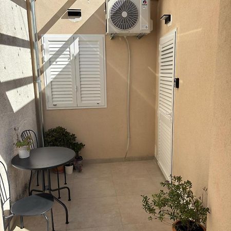 Apartment Ana Vis Exteriér fotografie
