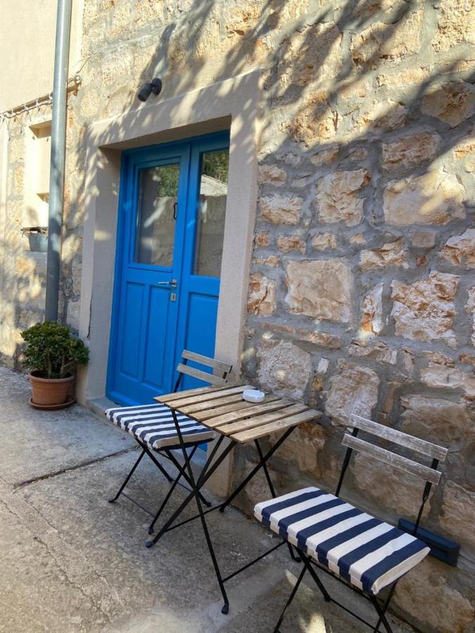 Apartment Ana Vis Exteriér fotografie